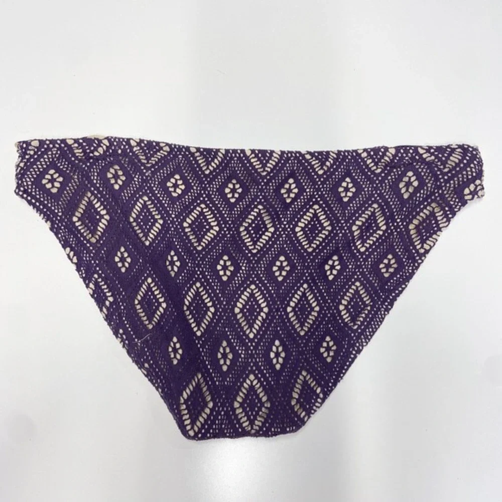 BECCA by Rebecca Virtue Purple Crochet Bikini Swimsuit Set Size‎ M Top L Bottoms